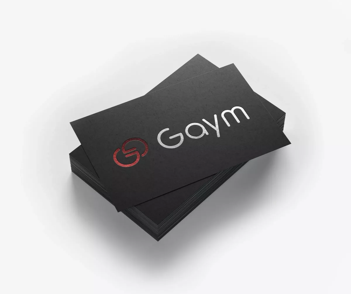Supports print et goodies du logo Gaym créés par un graphiste freelance à Paris spécialisé en branding et communication visuelle en France