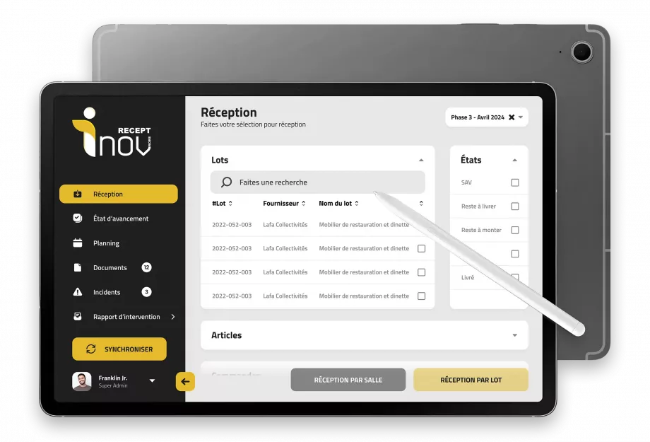 Interface tablette de gestion des réceptions de mobilier conçue par un UX UI Designer freelance à Paris, création d'application métier en Île-de-France