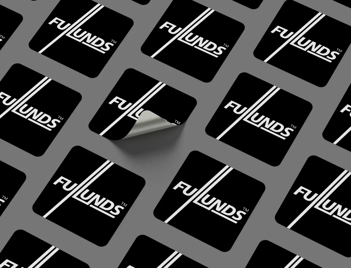 Création de stickers FullUNDS par un graphiste freelance à Paris spécialisé en branding et supports de communication visuelle