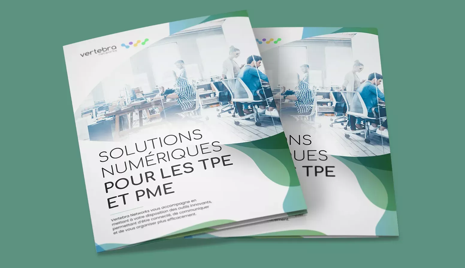 Création d'une plaquette commerciale A4 4 pages pour Vertebra Networks, expert en solutions numériques pour les TPE et PME