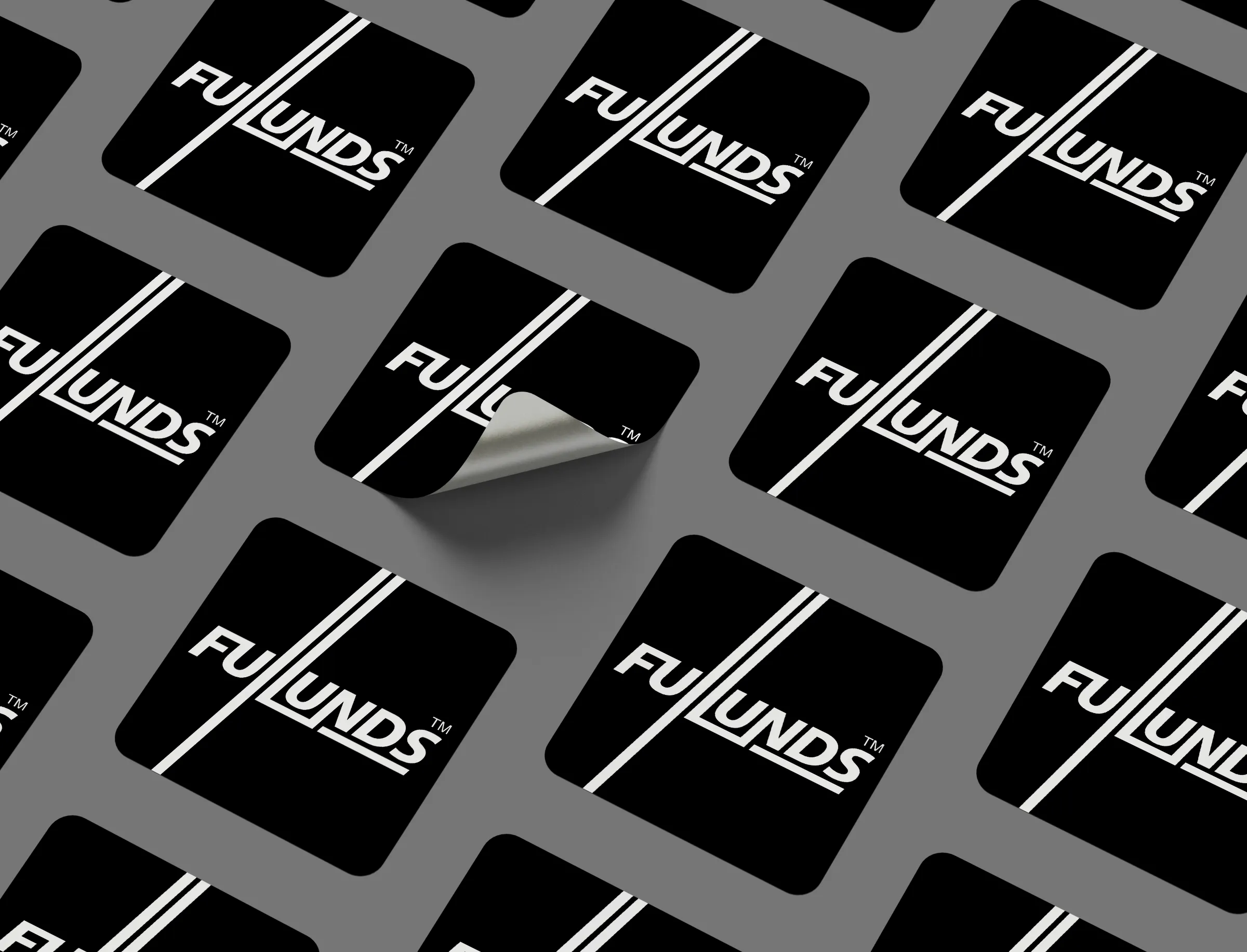 Création de stickers FullUNDS par un graphiste freelance à Paris spécialisé en branding et supports de communication visuelle